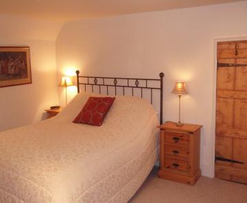 King size bed